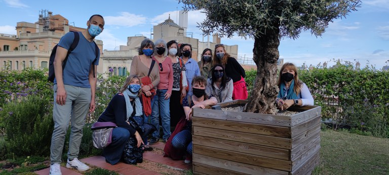 'Cobertes verdes a Barcelona' impartida per Montserrat Bosch dins de l'activitat Caminant per la ciutat: descobreix Barcelona amb mirada politècnica