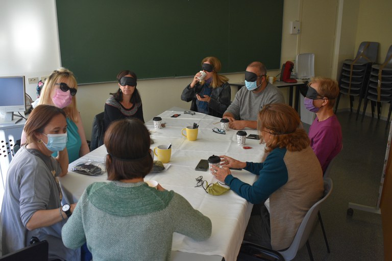 La FOOT impulsa UPC Vila Empàtica, tallers de sensibilització sobre la baixa visió