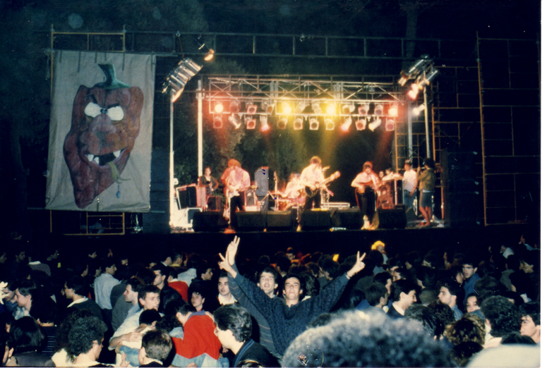 Escenari de la Telecogresca 1987