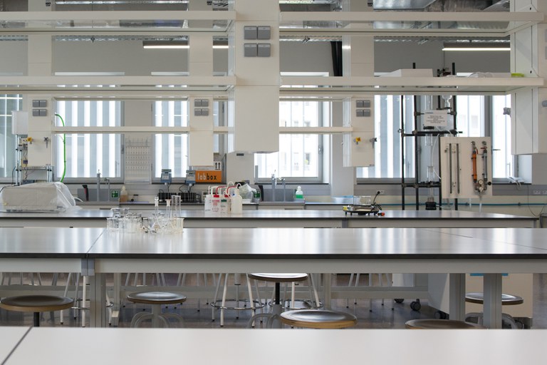 EEBE·CDB Laboratori