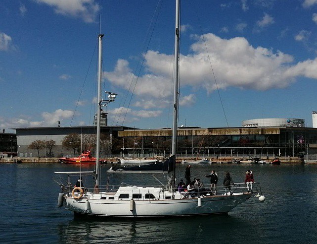 Navega amb el vaixell escola de l'FNB: descobreix el Port de Barcelona